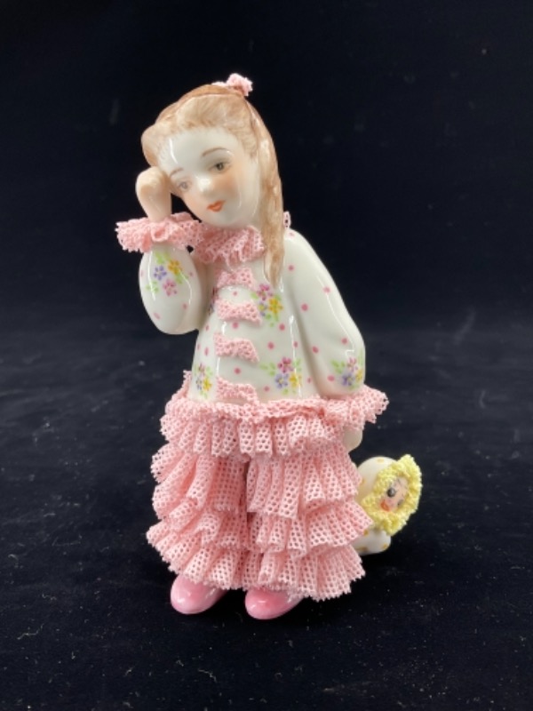 MZ 아이리쉬 드레스덴 레이스 피겨린  MZ Irish Dresden Lace Figurine circa 1960