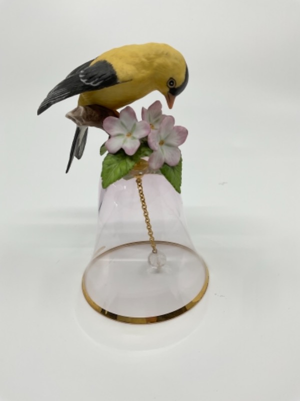 빈티지 도자기 버드 W/글로스 벨 Vintage Porcelain Bird &amp; Glass Bell