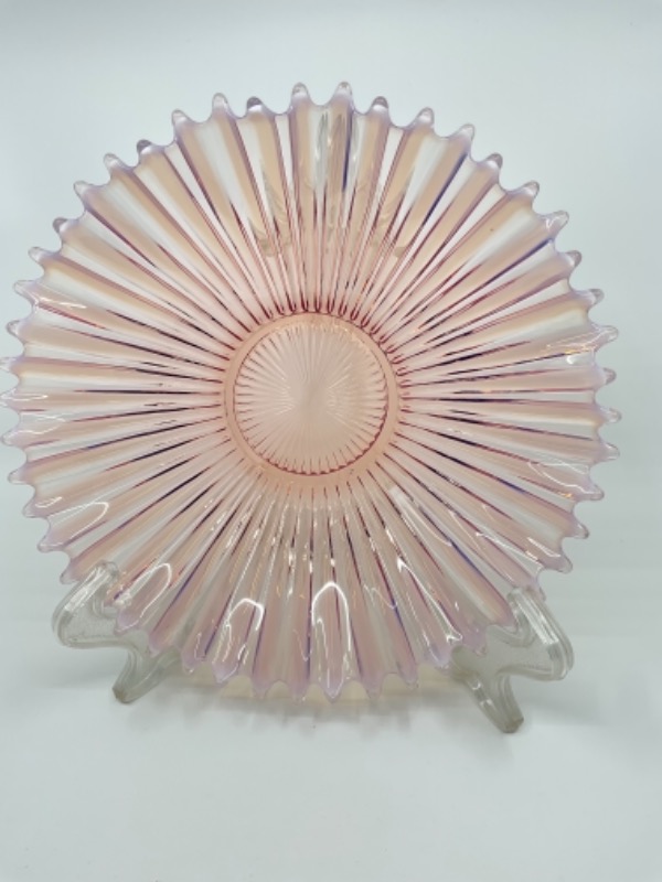 포스토리아 &quot;Heirloom&quot; 핑크 오팔레슨 (유백색) 아트 주름진 보울 Fostoria &quot;Heirloom&quot; Pink Opalescent Art Glass Round Crimped Bowl circa 1959-1962