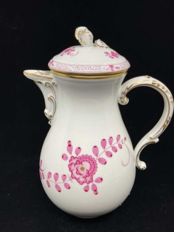 마이센 핸드페인트 &quot;핑크 인디언&quot; 커피 팟 Meissen Hand Painted &quot;Pink Indian&quot; Coffee Pot circa 1934 - 1945