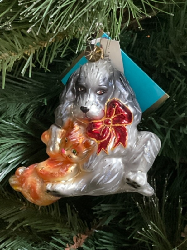 크리스토퍼 라드코 핸드 블로운 / 핸드페인트 &quot;Fest of Friends&quot; 크리스마스 트리 장식 2005 Christopher Radko Hand Blown / Painted &quot;Fest of Friends&quot; Christmas Tree Ornament
