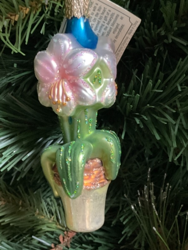 올드 월드 크리스마스 핸드 블로운 / 핸드페인트 &quot;Amaryllis&quot;  크리스마스 트리 장식 2015 Old World Christmas Hand Blown / Painted &quot;Amaryllis&quot; Christmas Tree Ornament