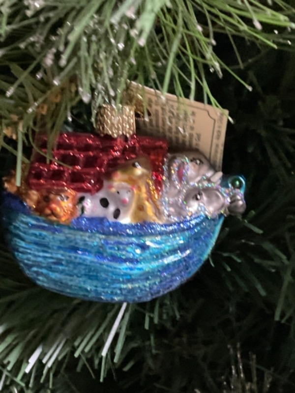 올드 월드 크리스마스 핸드 블로운 / 핸드페인트 &quot;Noahs Ark&quot; 크리스마스 트리 장식 2003 Old World Christmas Hand Blown / Painted &quot;Noahs Ark&quot; Christmas Tree Ornament