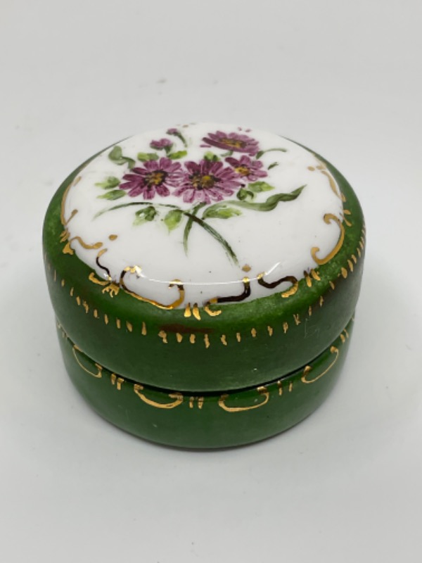 빅토리언 핸드페인트 도자기 링 박스 Victorian Hand Painted Porcelain Ring Box circa 1900