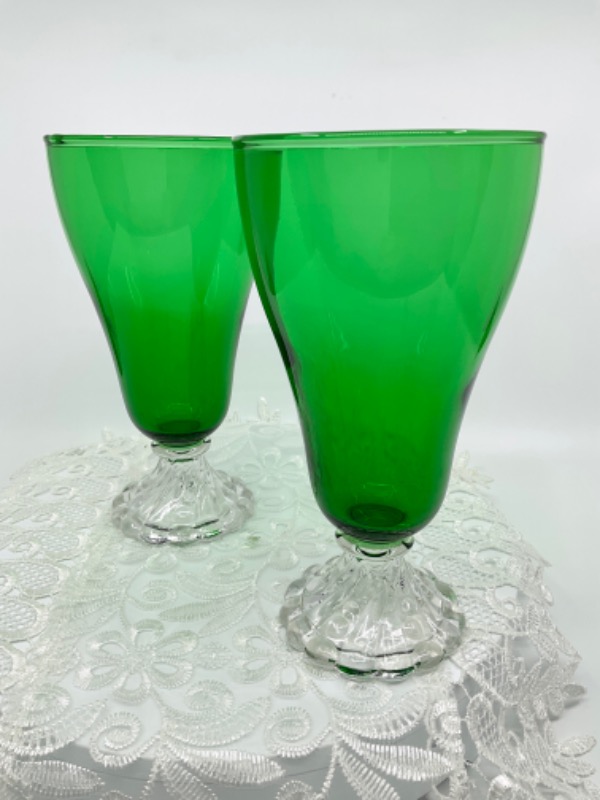 빈티지 그린 온 클리어 드링킹 글래스 Vintage Green on Clear Drinking Glass circa 1960