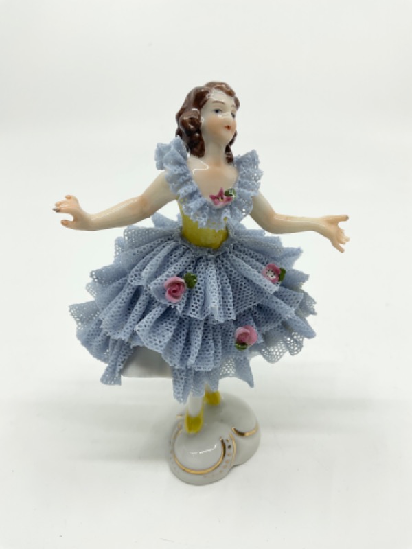 MZ 아이리쉬 드레스덴 도자기 레이스 피겨린-있는 그대로-데미지- MZ Irish Dresden Porcelain Lace Figurine circa 1950 - AS IS