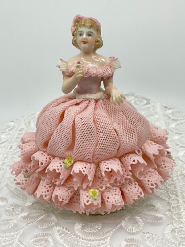 MZ 아이리쉬 드레스덴 레이스 피겨린 MZ Irish Dresden Lace Figurine circa 1950
