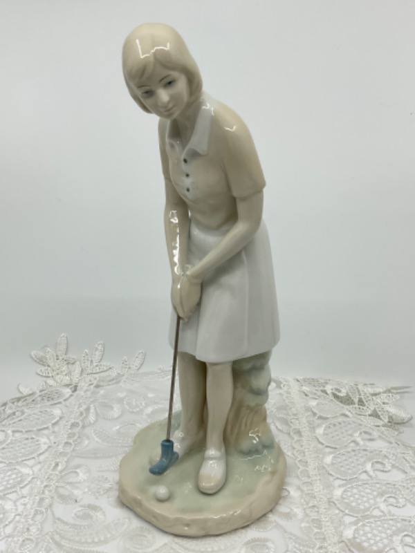 빈티지 &quot;Golfer&quot; 피겨린 Vintage Porcelain &quot;Golfer&quot; Figurine
