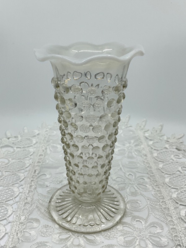 펜톤  유백색 합네일 베이스 Fenton Opalescent Hobnail Vase