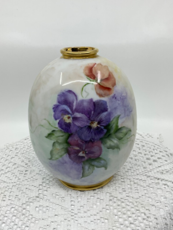 빅토리언 핸드페인트  베이스 Victorian Hand Painted Vase circa 1900