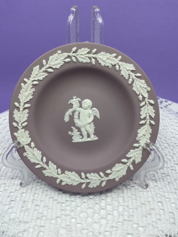 왜지우드 아이보리 온 라일락 제스퍼웨어 핀 디쉬 Wedgwood  Ivory on Lilac Jasperware Pin Dish dtd 1961