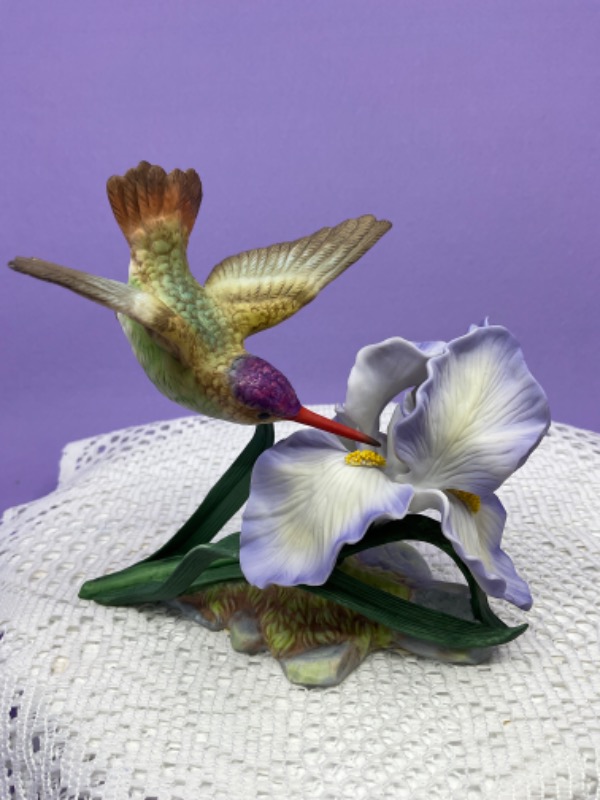 마루리 재비꽃 왕관 &quot;Hummingbird&quot;  피겨린 Maruri Violet Crowned Hummingbird Figurine dtd 1995