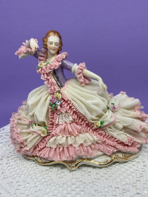 MZ 아이리쉬 드레스덴 레이스 피겨린 MZ Irish Dresden Lace Figurine 1907-1945