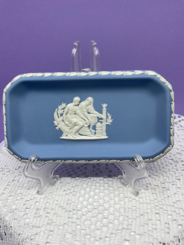 웨지우드 아이보리 온 라벤더 제스퍼웨어 핀 디쉬 Wedgwood Ivory on Lavender Jasperware Pin Dish circa 1970