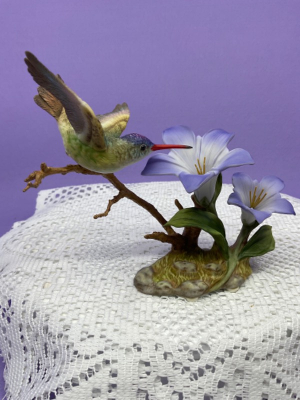 마루리 제비꽃 왕관 &quot;Hummingbird&quot;  피겨린 Maruri Violet Crowned Hummingbird Figurine dtd 1999