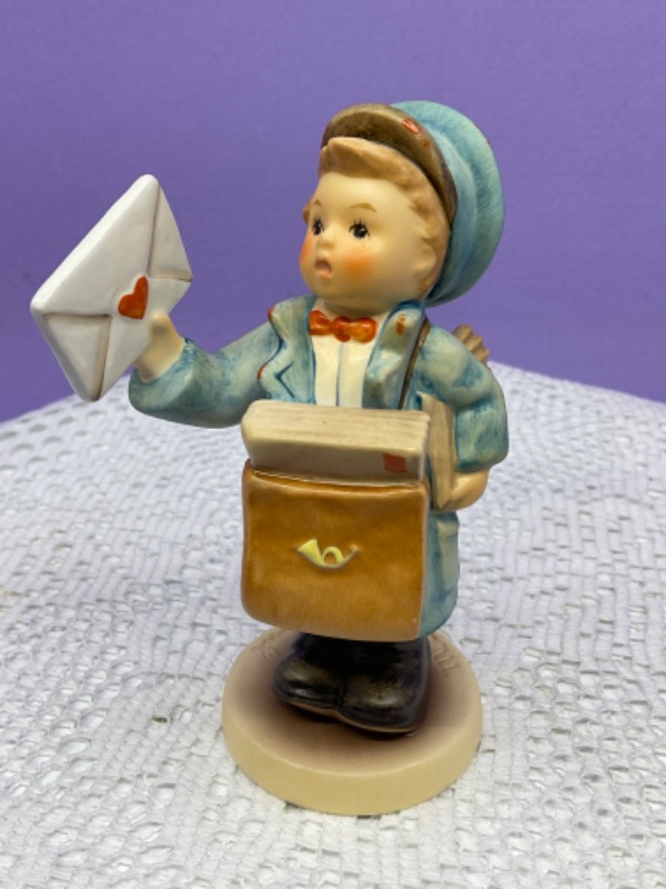 헴멜 &quot;Postman&quot; 피겨린 Hummel Postman Figurine circa 1990