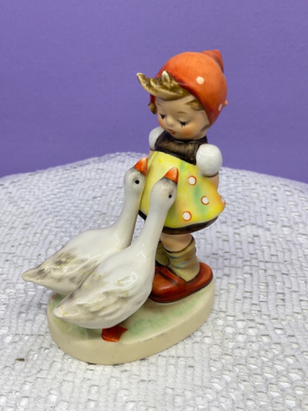 헴멜 &quot;Goose Girl&quot; 피겨린 Hummel Goose Girl Figurine circa 1990