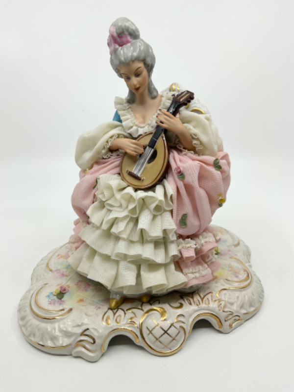 드레스덴 도자기 레이스 피겨린 Dresden Porcelain Lace Figurine circa 1950