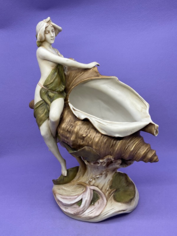 로얄 덕스 라지 센터피스 피겨린/캄포트 Royal Dux Large Centerpiece Figurine / Compote circa 1900